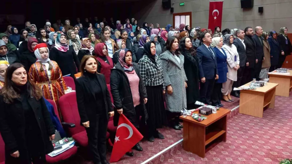 Ak Parti Develi Kadın Kolları, Arife Doğan'la yola devam dedi