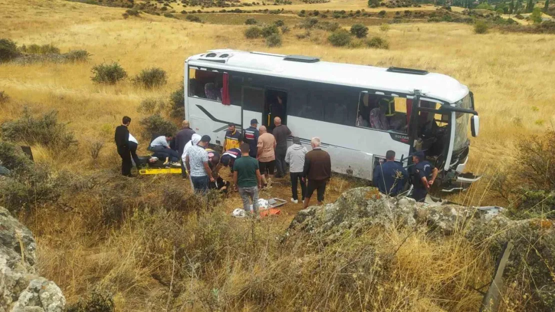 Düğün yolu faciaya dönüştü: 20'ye yakın kişi yaralandı