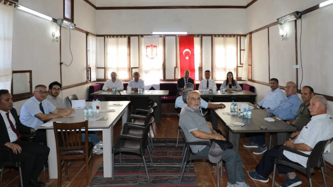 Emekli Köyleri ve yaşlılara özel yaşam alanları masaya yatırıldı