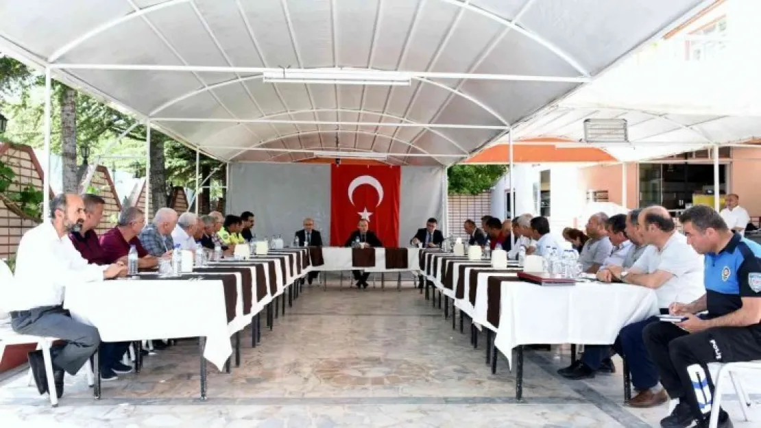 Emniyet Müdürlüğü, muhtarlarla huzur toplantısı düzenledi