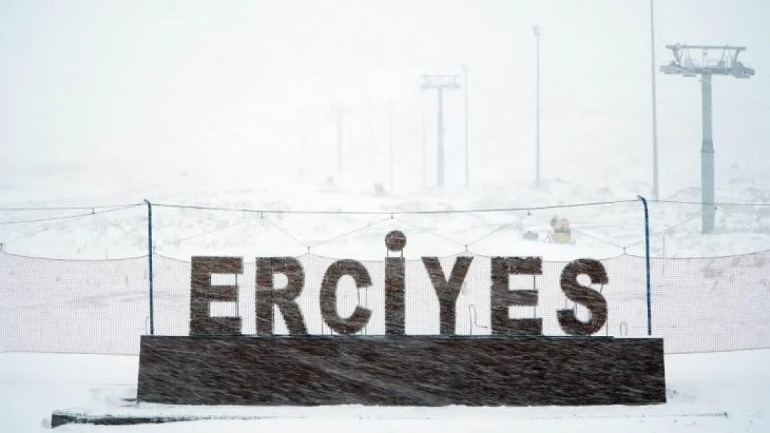 Erciyes'te kar kalınlığı 1.50 metreye ulaştı