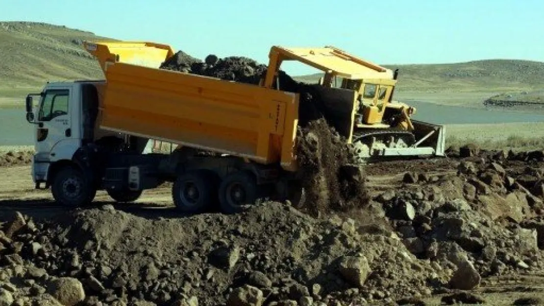 Erciyes Otelleri İçin Yol Yapımı Sürüyor