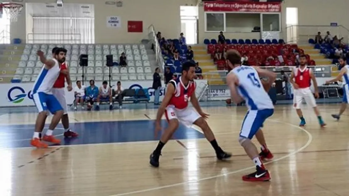 Erciyes Üniversitesi Basketbol'da Türkiye 3.Sü