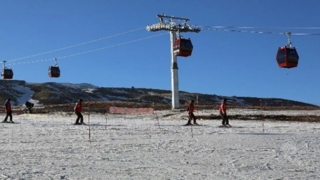 Erciyes Yarıyıl Tatiline Hazır 