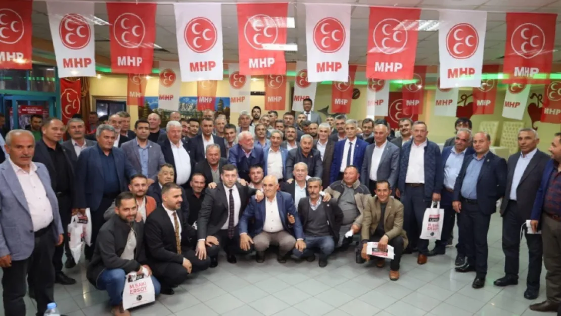 Ersoy'dan muhtarlara yemek