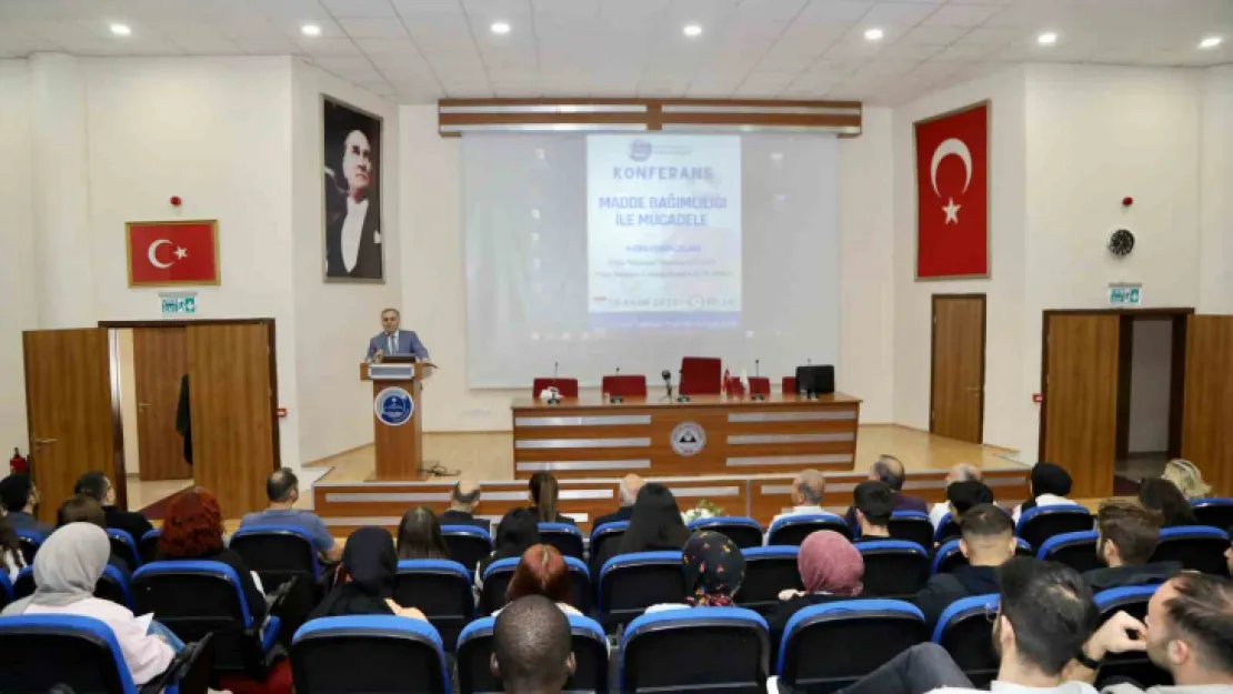 Üniversitelilere 'madde bağımlılığı' semineri