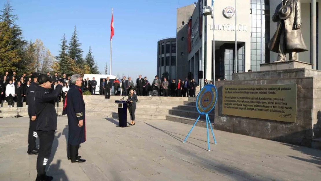 ERÜ'de 10 Kasım Atatürk'ü Anma Töreni gerçekleştirildi