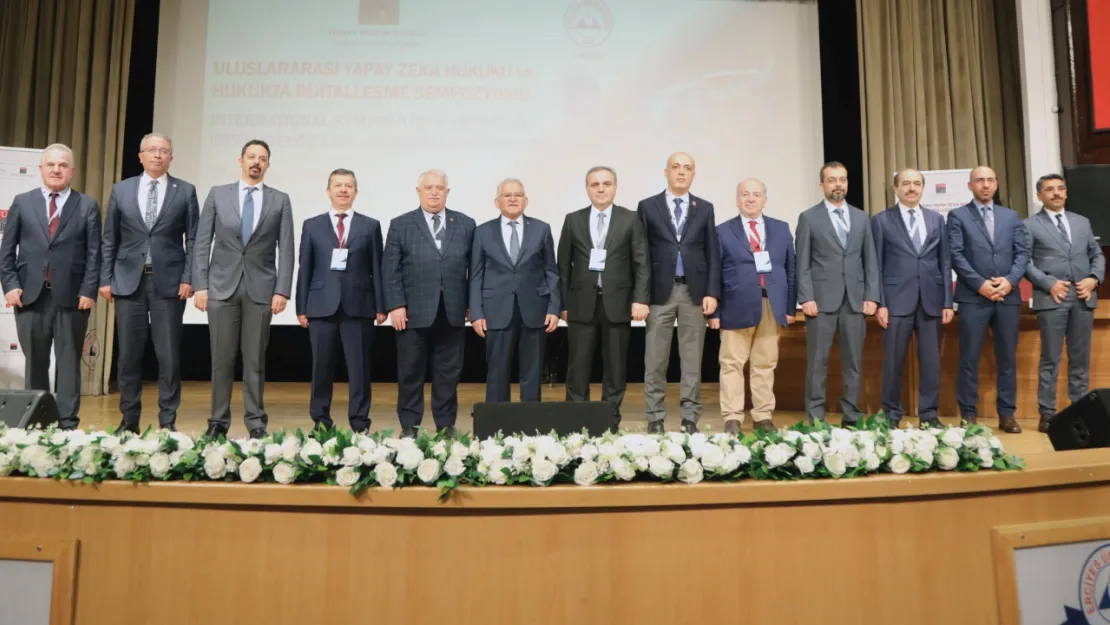 Erü'de 'Yapay Zeka Hukuku ve Hukukta Dijitalleşme Sempozyumu' Düzenlendi