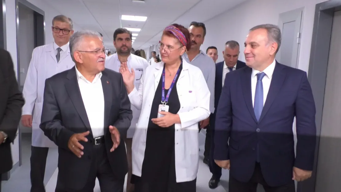 ERÜ Rektörü Altun, 'Hizmetlerin aksamaması için yenileme çalışması gerçekleştirdik'