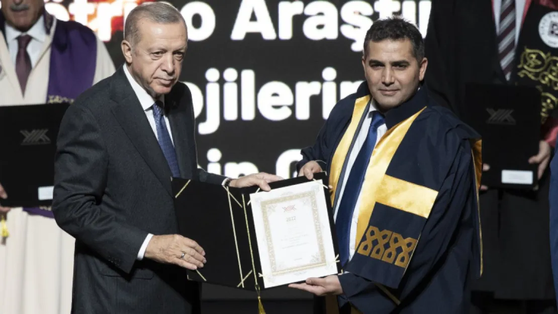 ERÜ'ye Cumhurbaşkanı  Erdoğan'dan Ödül