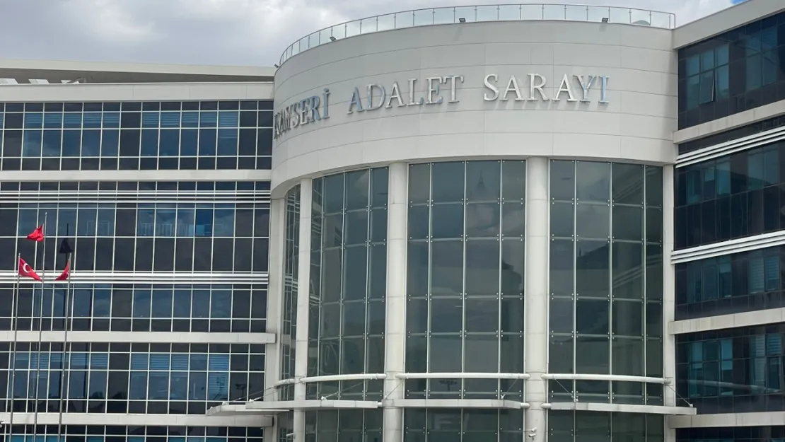 Eski sevgilisine karşı 'yağma' suçunu işlediği gerekçesiyle yargılanan şahsın cezası belli oldu