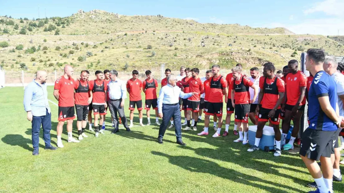 Futbol Takımları Erciyes Yüksek İrtifa Kamp Merkezi'ni beğendi