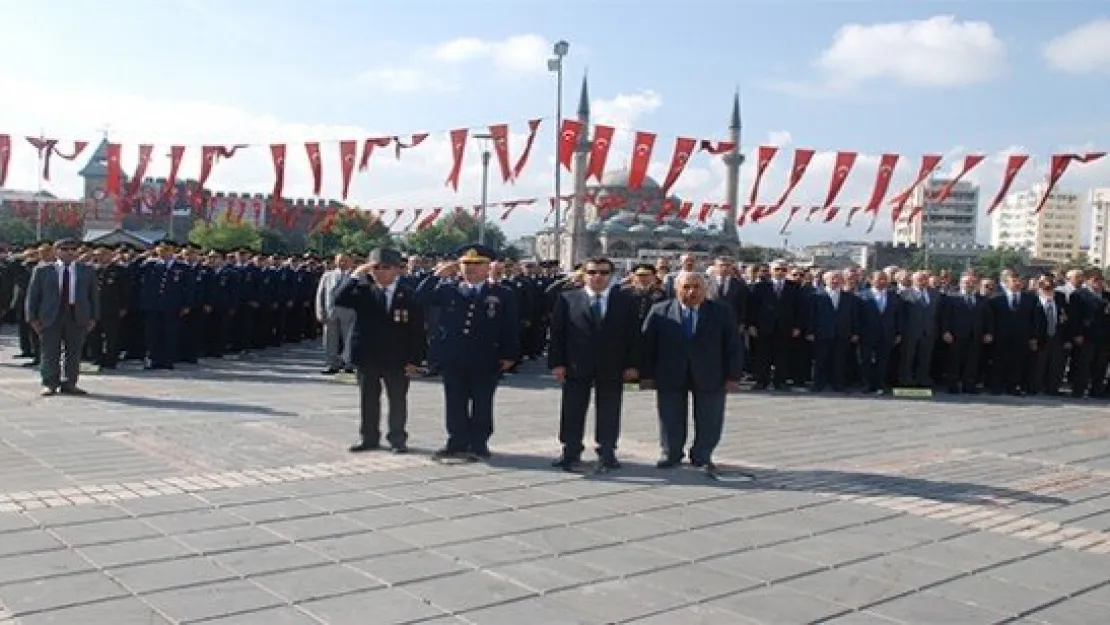 GAZİLER GÜNÜ TÖRENLE KUTLAND