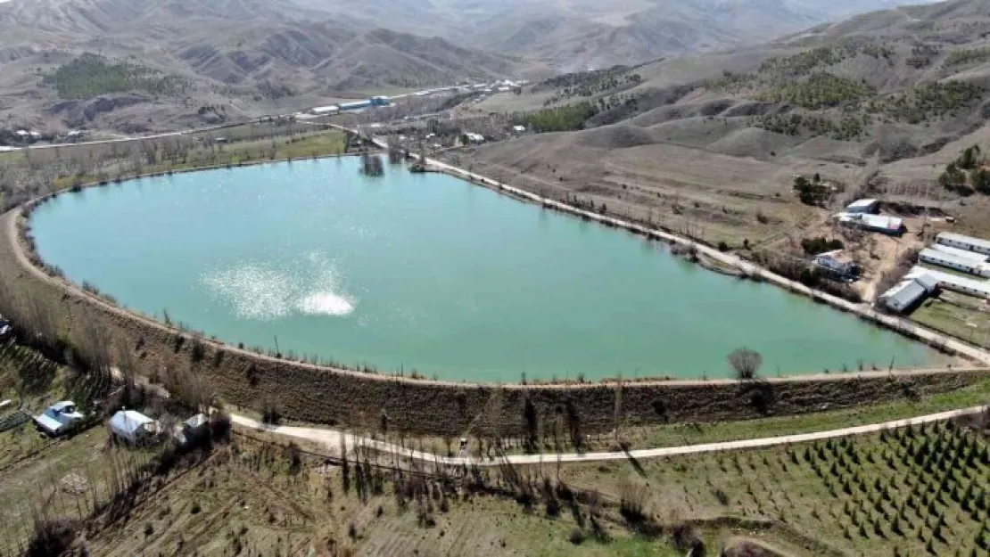 Geçtiğimiz yıl kuruyan göller karların erimesi ile doldu taştı