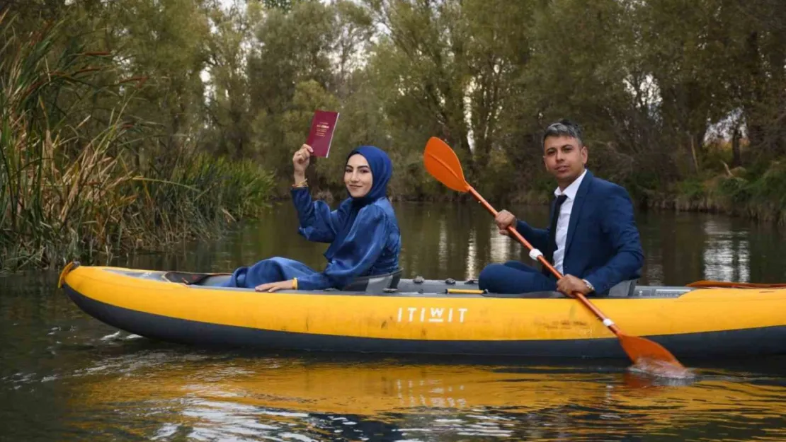 Zamantı Irmağında mutluluğa kürek çektiler