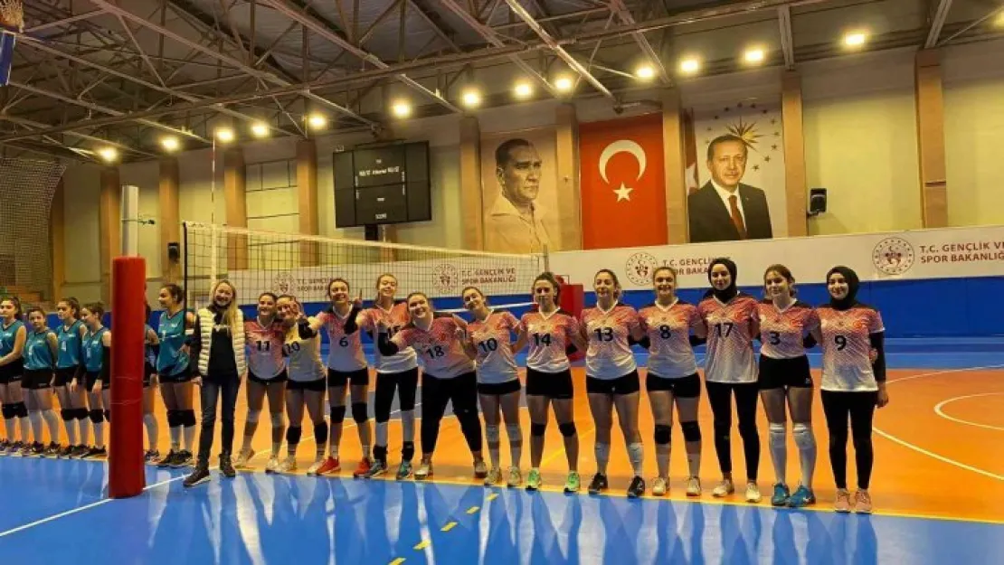 Genç Kızlar Voleybol Takımı Nevşehir İl Birincisi oldu