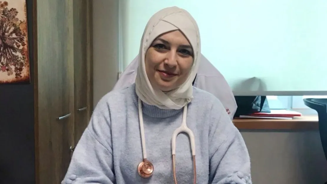 Göğüs Hastalıkları Uzmanı Fatma Özdemir: 'Covid ya da ağır zatürre sonrası akciğerde büzüşme olabilir'