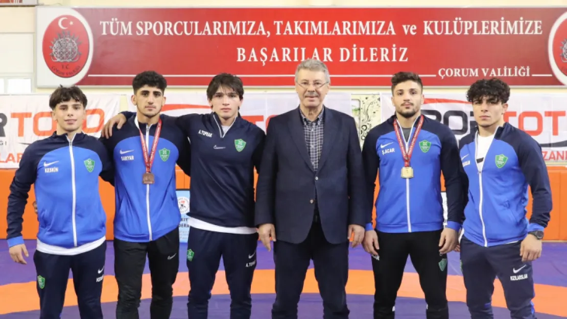 Güreş Şampiyonası'nda Kayseri Şekerspor Türkiye 2'cisi oldu