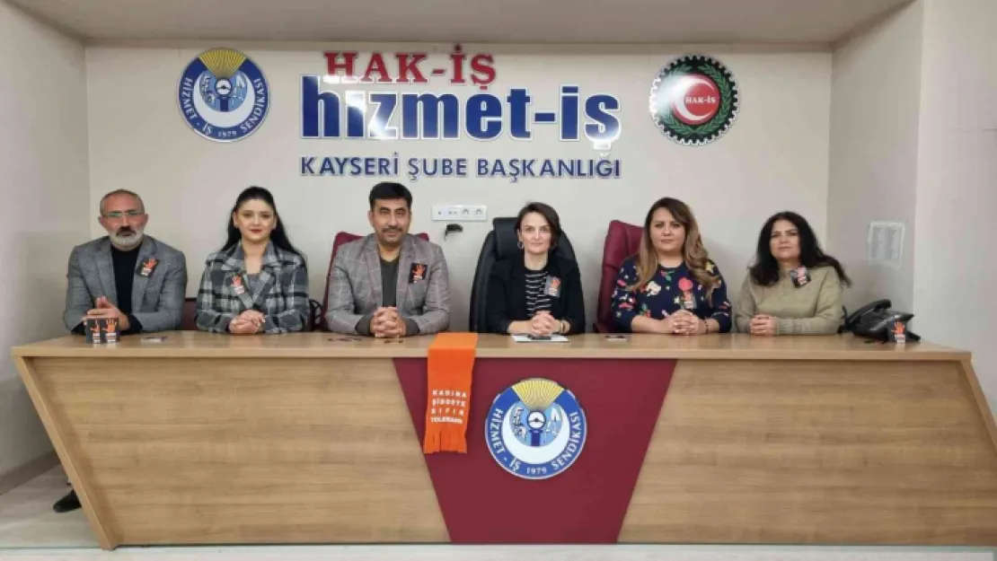 Hak-İş'li kadınlar kadına yönelik şiddete 'hayır' dedi