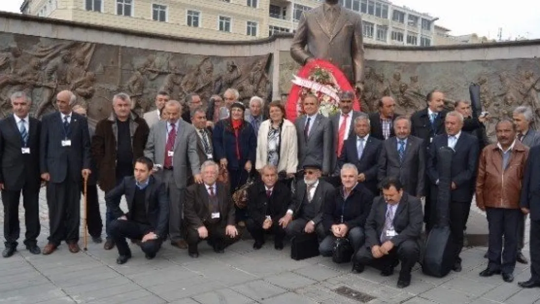 Halk Ozanları Derneğinden 'kayseri Ulusal Halk Aşıkları Şöleni' 