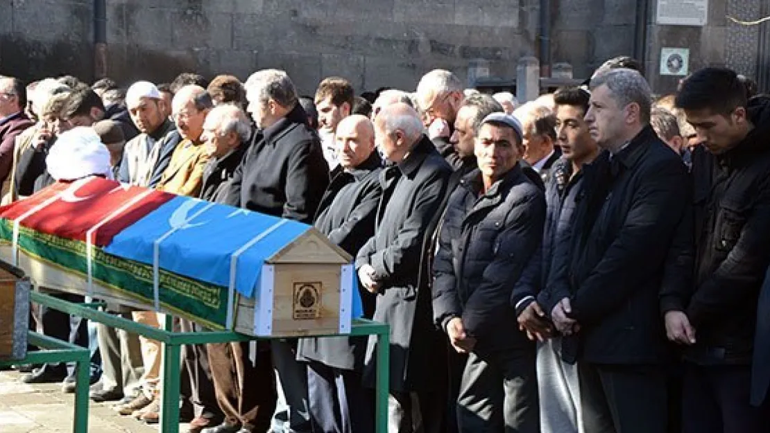 HAYATINI KAYBEDEN DOĞU TÜRKİSTANLI ALİM MEHMET CANTÜRK, DEFNEDİLDİ