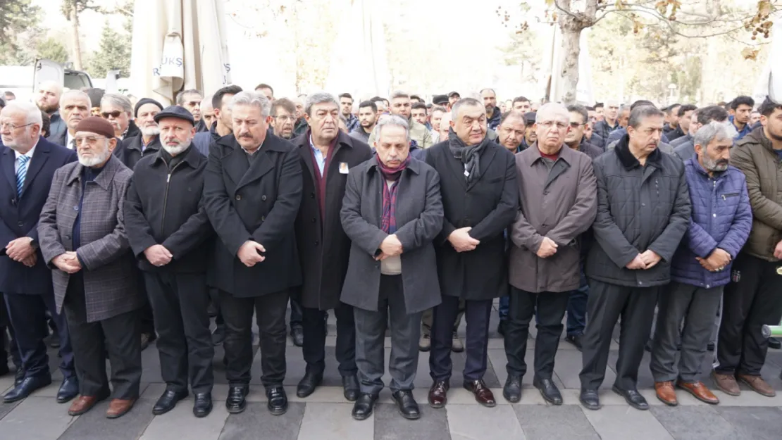 Hayırsever iş insanı Özderici'nin cenazesi toprağa verildi