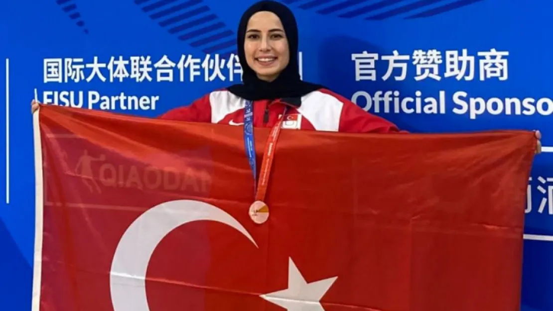 Hayriye Türksoy Hançer 'Universiade'den madalyayla döndü