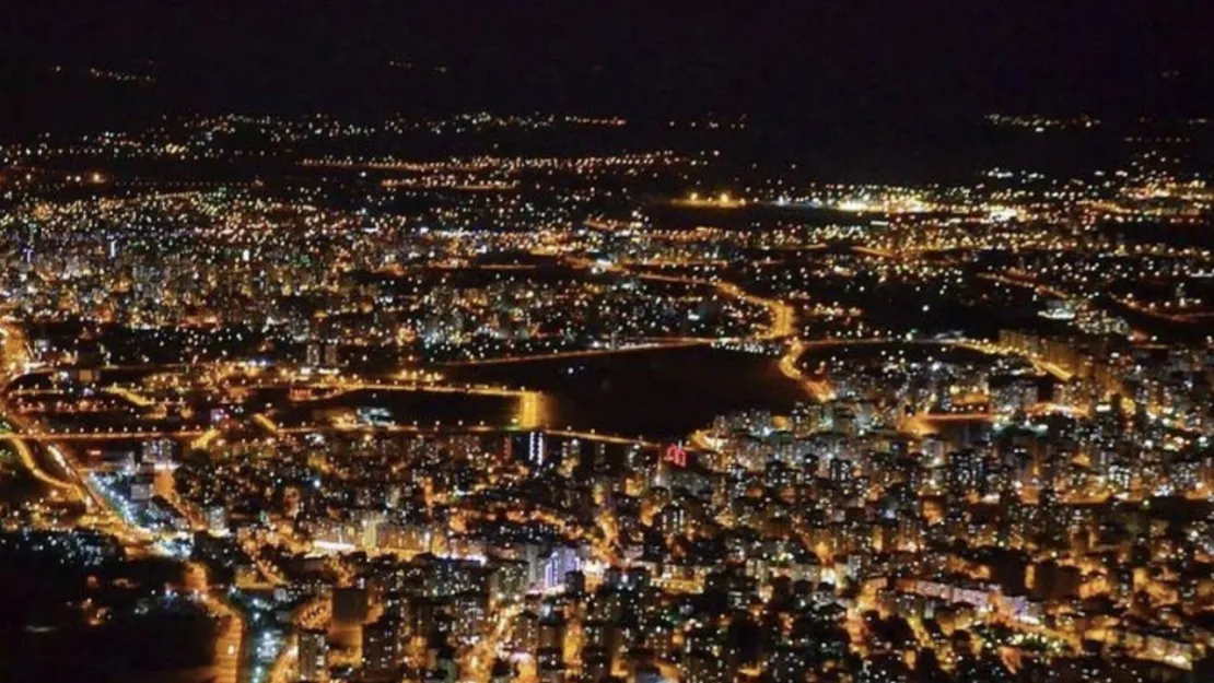 Hıdrellez Tepesi'nden Büyüleyici Şehir Manzarası