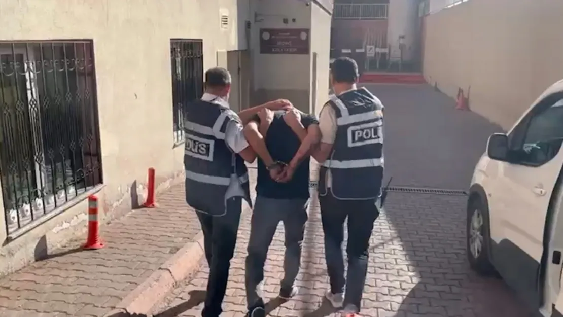 Hırsızlık ve dolandırıcılık suçundan hükümlü firari yakalandı