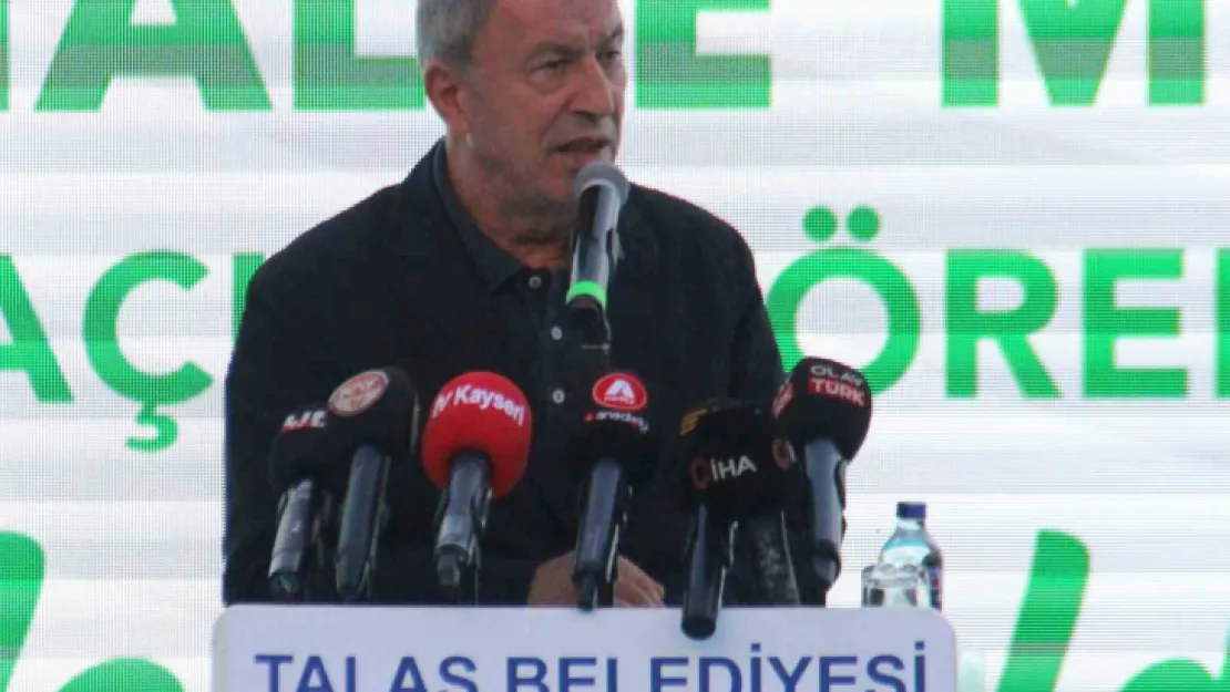 Hulusi Akar: 'Teröristlerin hiçbir şekilde yaşama şansı yok. Ya adalete teslim olacaklar ya da yok olup gidecekler'