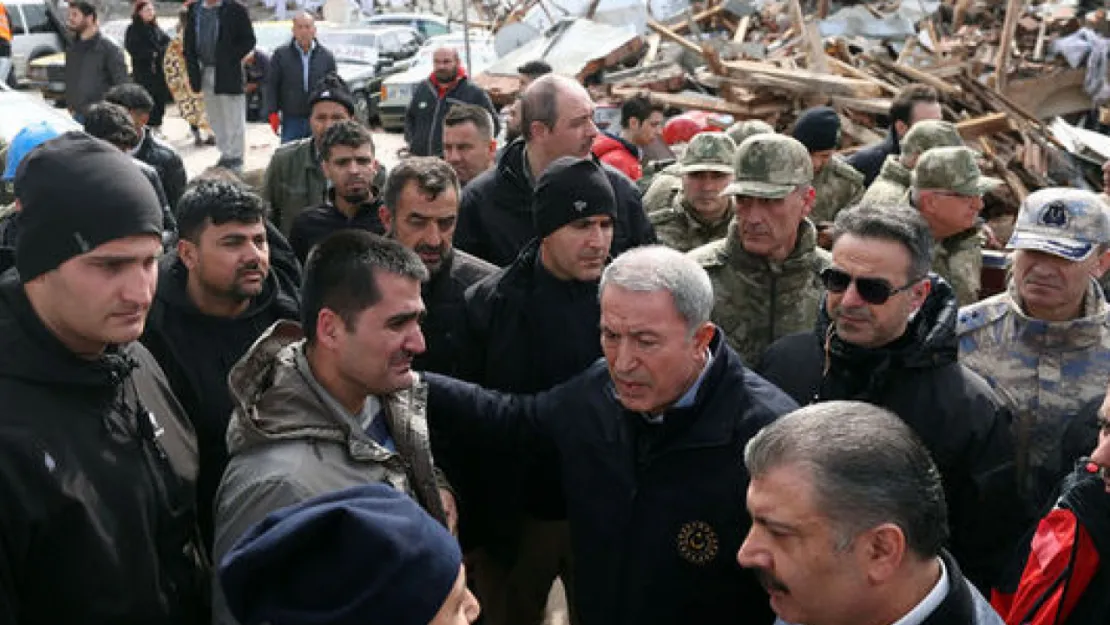 Hulusi Akar: Birlik ve Beraberlikle Yaralarımızı Sarıyoruz