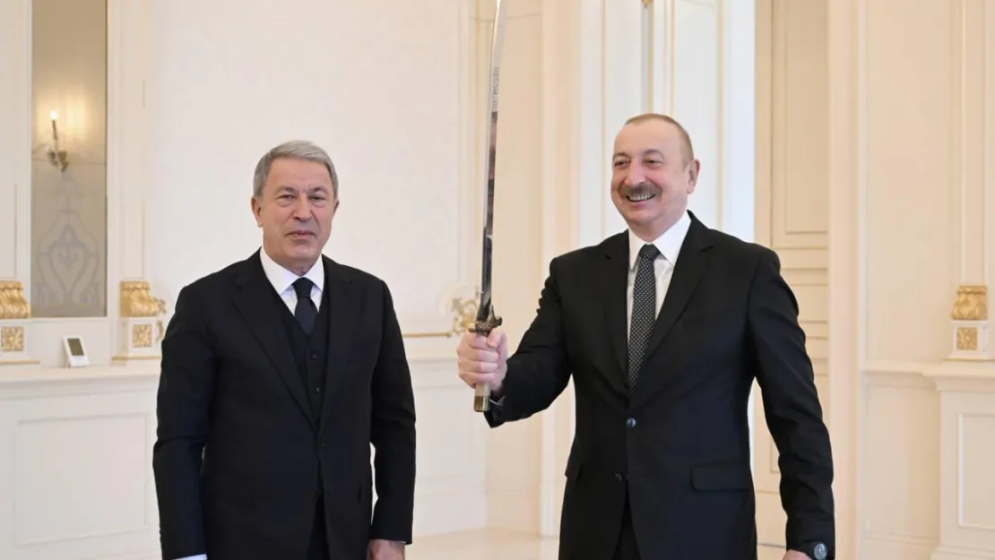 Hulusi Akar'dan Cumhurbaşkanı Aliyev'e önemli ziyaret