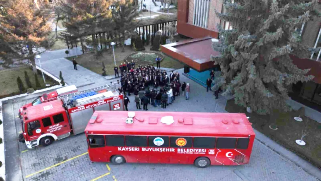 Hurda otobüsten doğal afet konaklama aracına