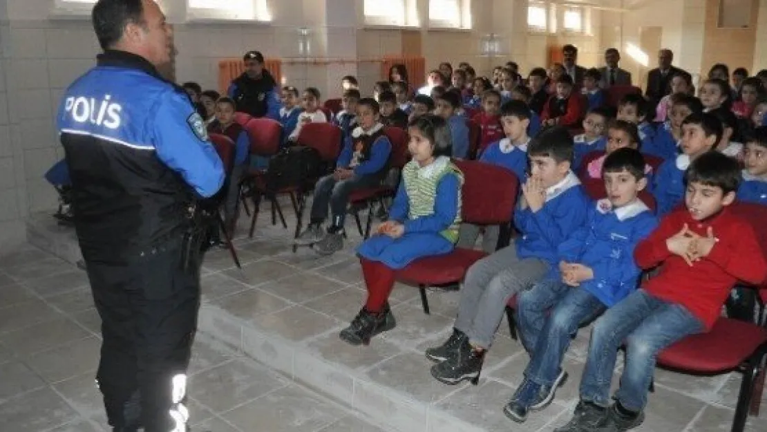 'Huzur Abla' Ve 'Güven Ağabey' Projesi 