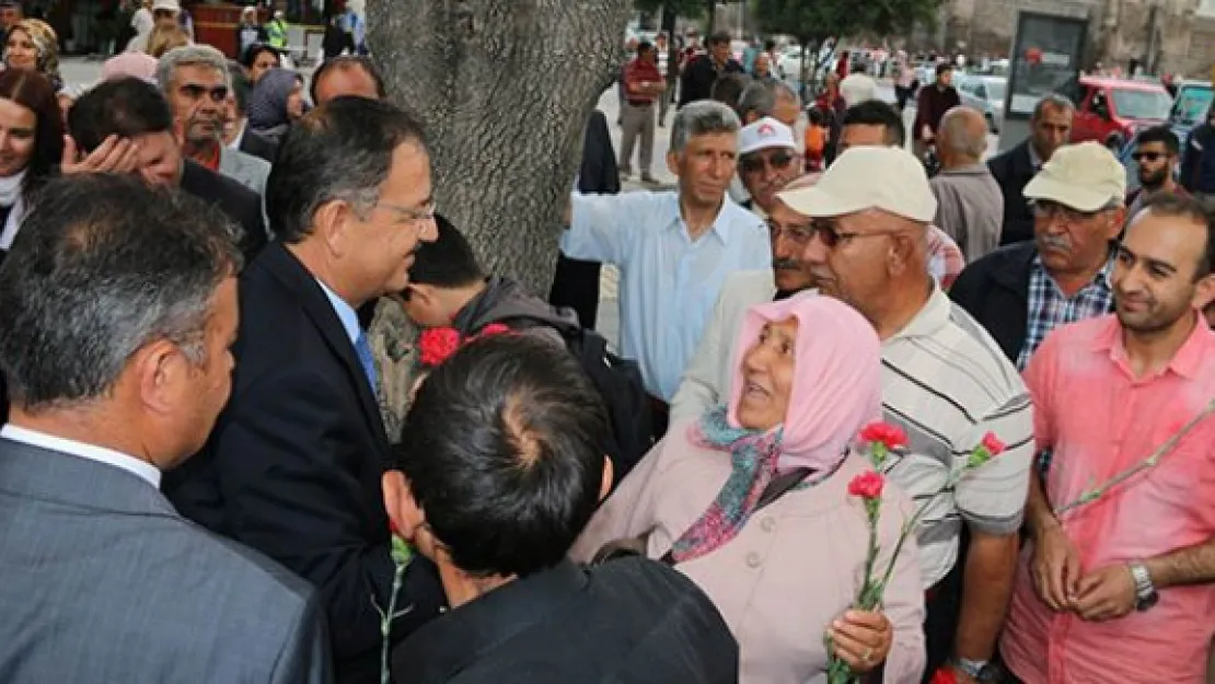 İftira atarsanız, böyle terlersiniz