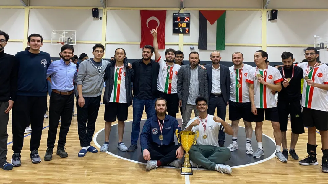 İlim Yayma Cemiyeti  Voleybol Turnuvası sona erdi