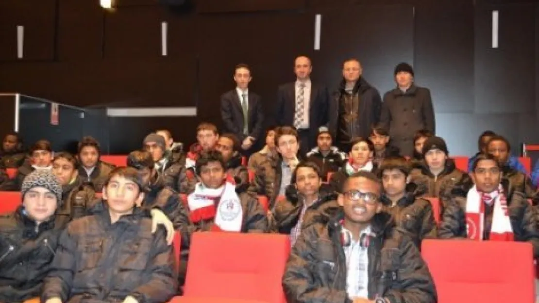 İmam Hatip Lisesi'nden Kültür-Sanat Merkezi'ni Ve Kongre Merkezi'ni Ziyaret