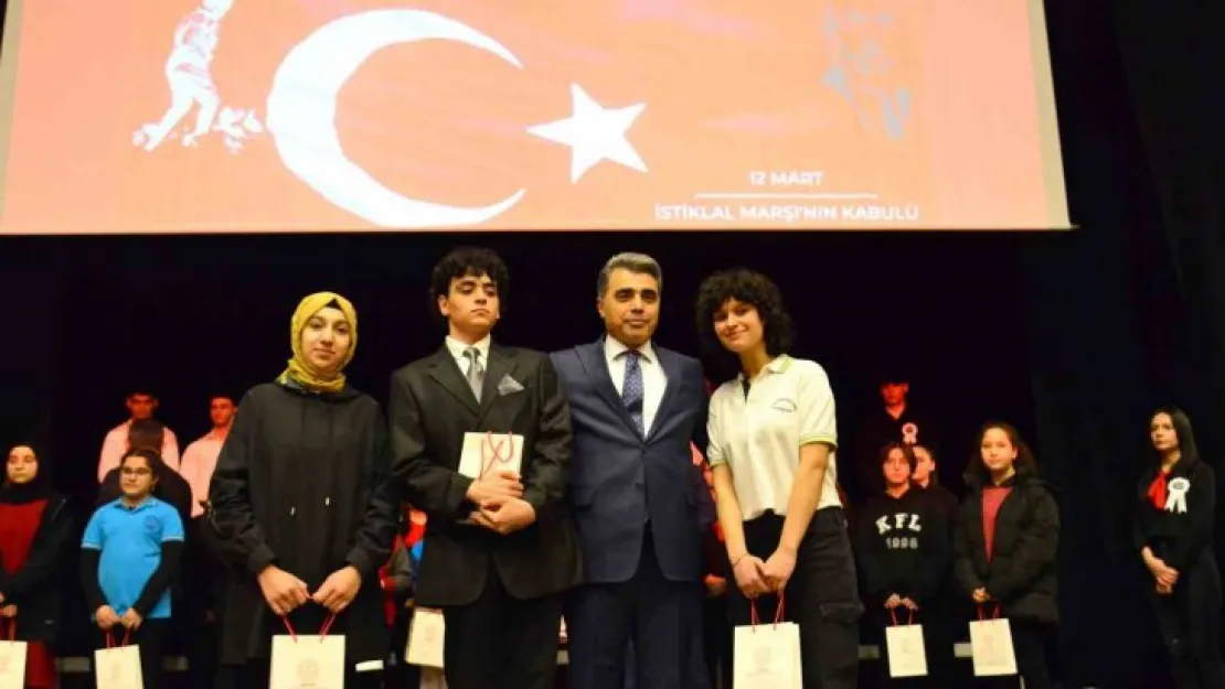 İstiklal Marşı'nın kabulünün 102. yılı için tören düzenlendi