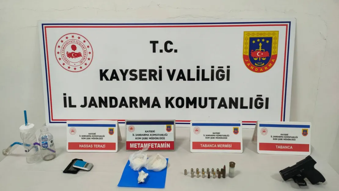 Jandarma ekiplerinden operasyon: 2 şüpheli yakalandı