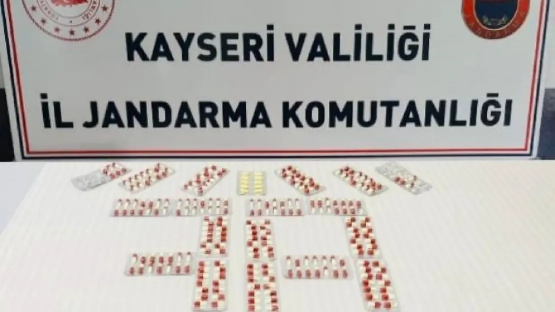 Jandarmadan uyuşturucu operasyonu: 3 gözaltı