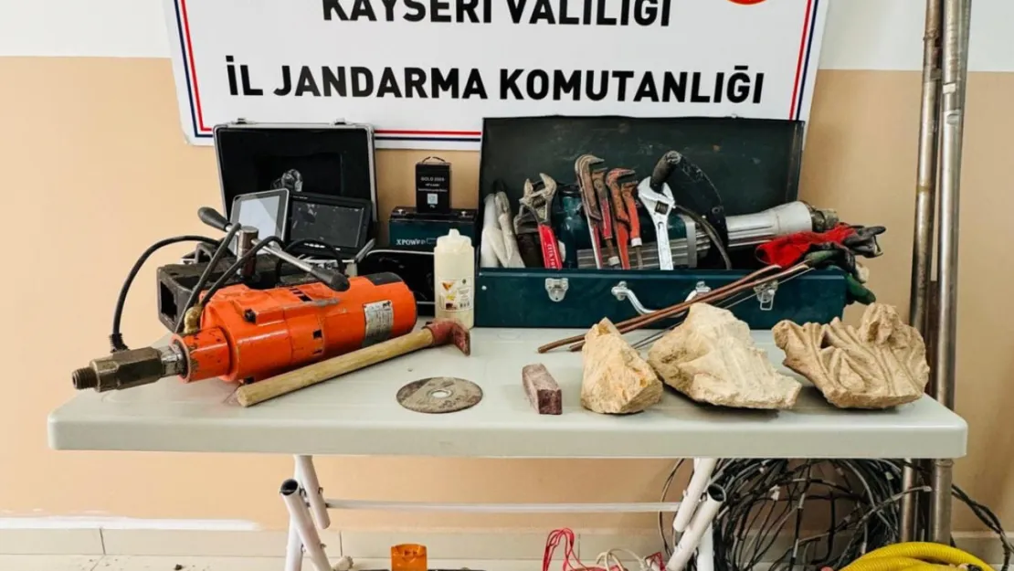 Kaçak kazı ekibine suçüstü