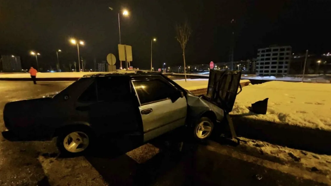 Kadir Has Bulvarı'nda Trafik Kazası: 3 Yaralı