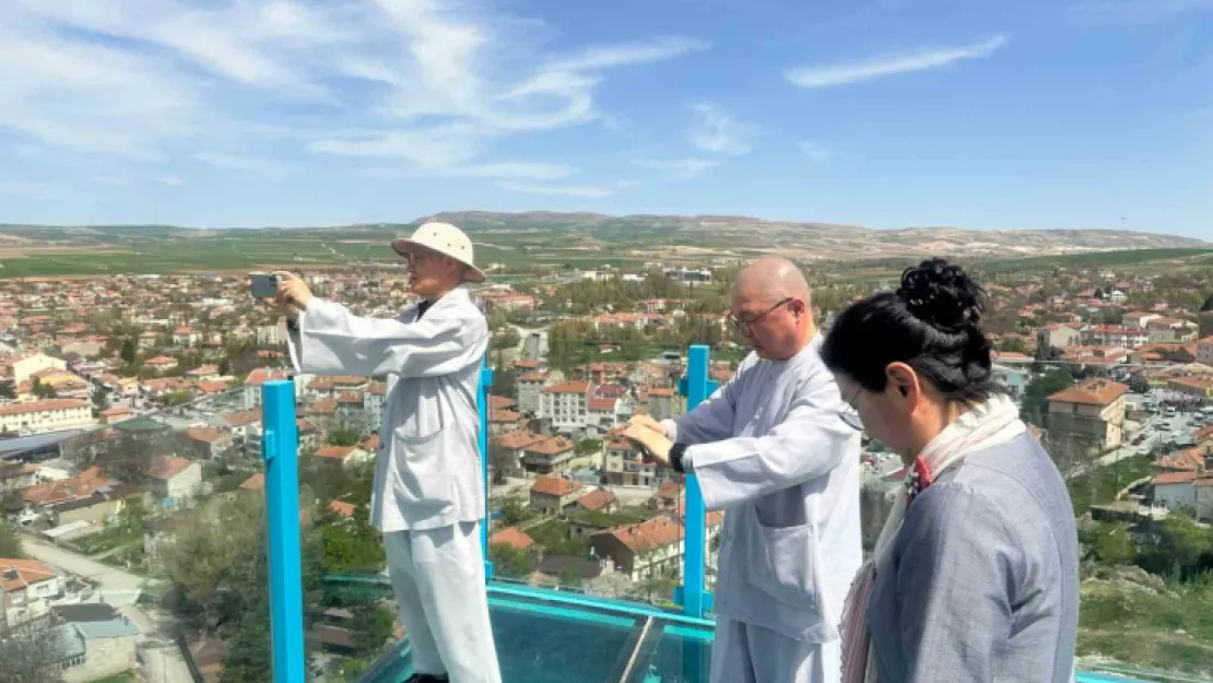 Kayabaşı Cam Seyir Terası'nın ilk misafirleri Güney Kore'den