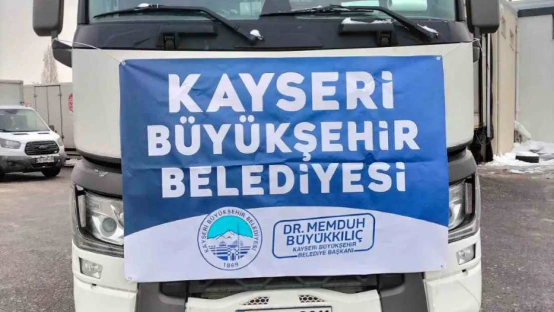 Büyükşehir'in deprem bölgesine yardım tırı sayısı 40'a ulaştı