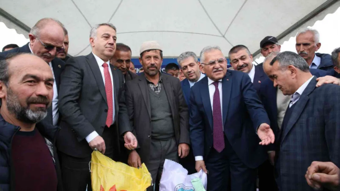 Kayseri Büyükşehirin tohum desteği sürüyor