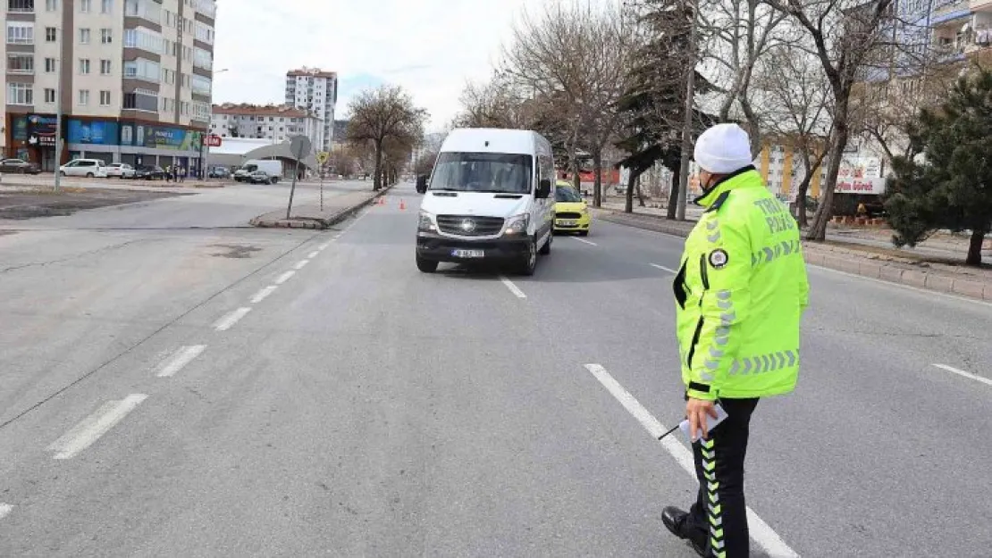 Kayseri'de 14 bin 995 araca para cezası uygulandı