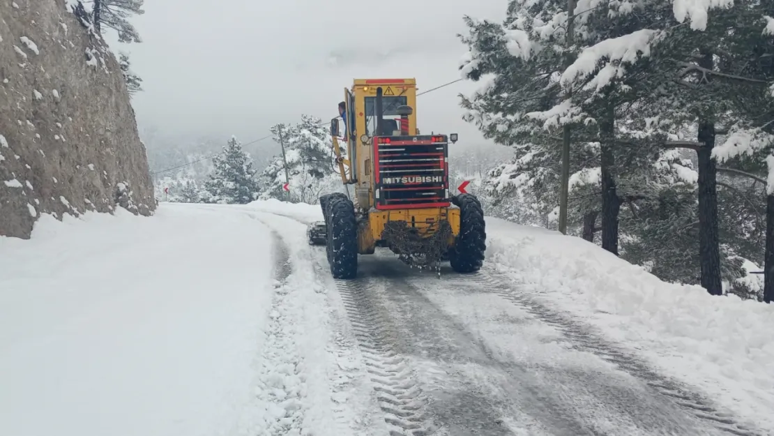 Kayseri'de 70 mahalle yolu  ulaşıma açıldı