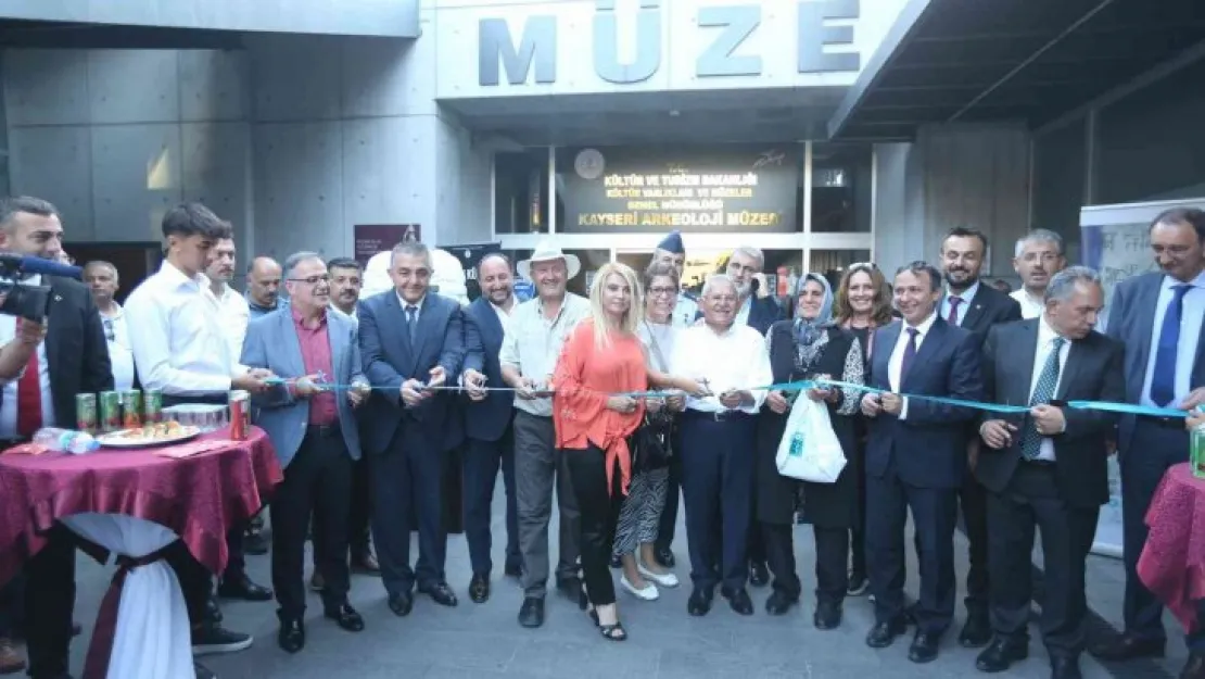 Kayseri'de 8 yerde kazı çalışması sürdürülüyor