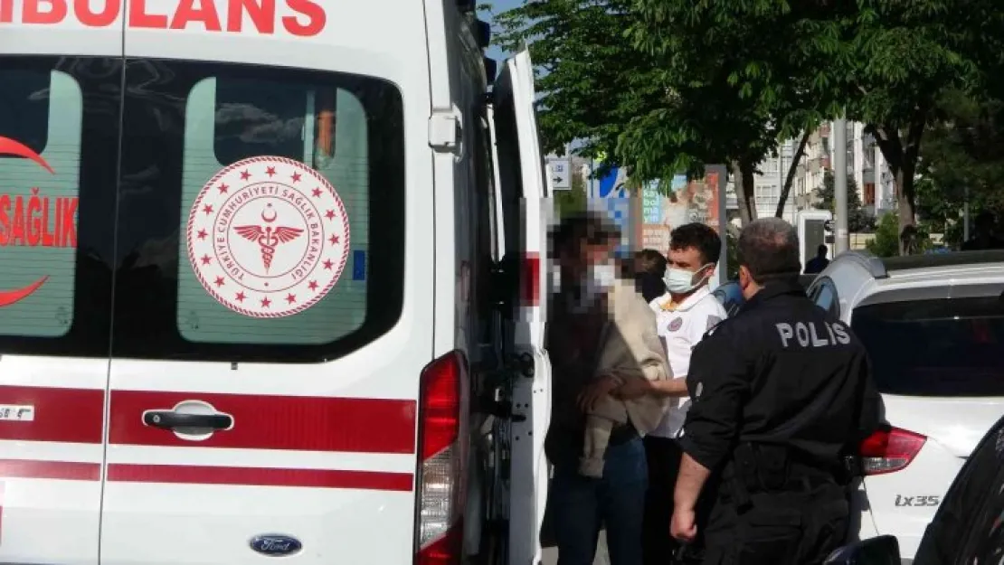 Kayseri'de bıçaklı kavga: 2 yaralı