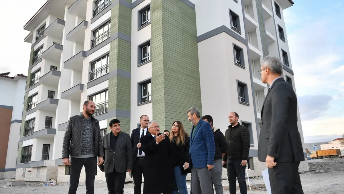 Kayseri'de depreme karşı direnç çalışmaları hız kesmeden devam ediyor